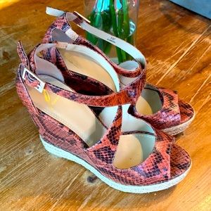 Brian Atwood snakeskin leather wedges